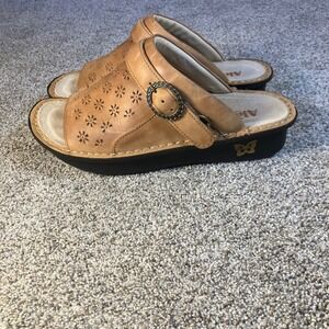Alegria Klover Tan Leather Floral  Laser Cut Slide Sandal Women 39 US 9 Boho EUC